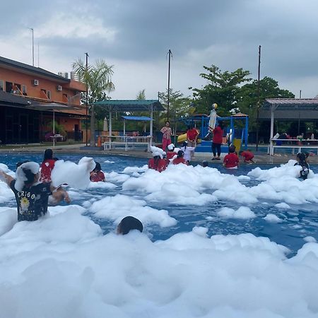 Dna Fun Zone Pekanbaru Luaran gambar